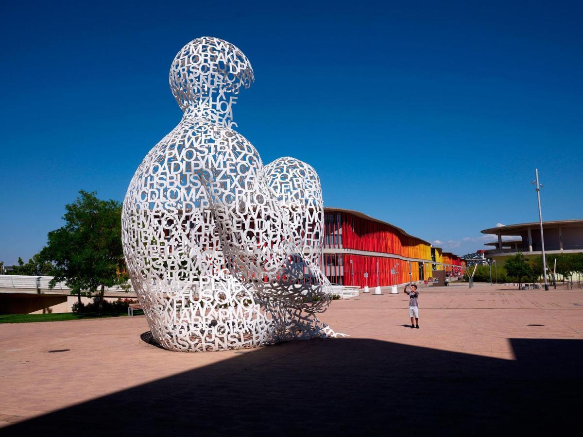 サラゴサModerno Nuevo Luminoso Wi-Fi Plaza Del Pilar 2アパートメント エクステリア 写真